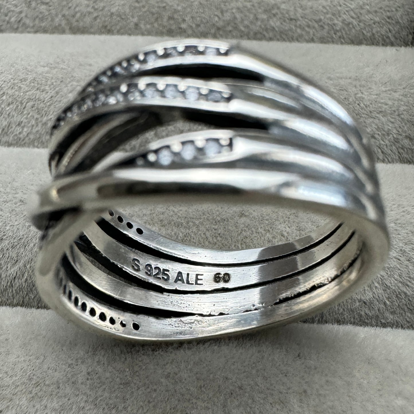 Anillo Entrelazado Brillante