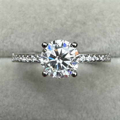 Anillo Círculo Brillante Moissanita