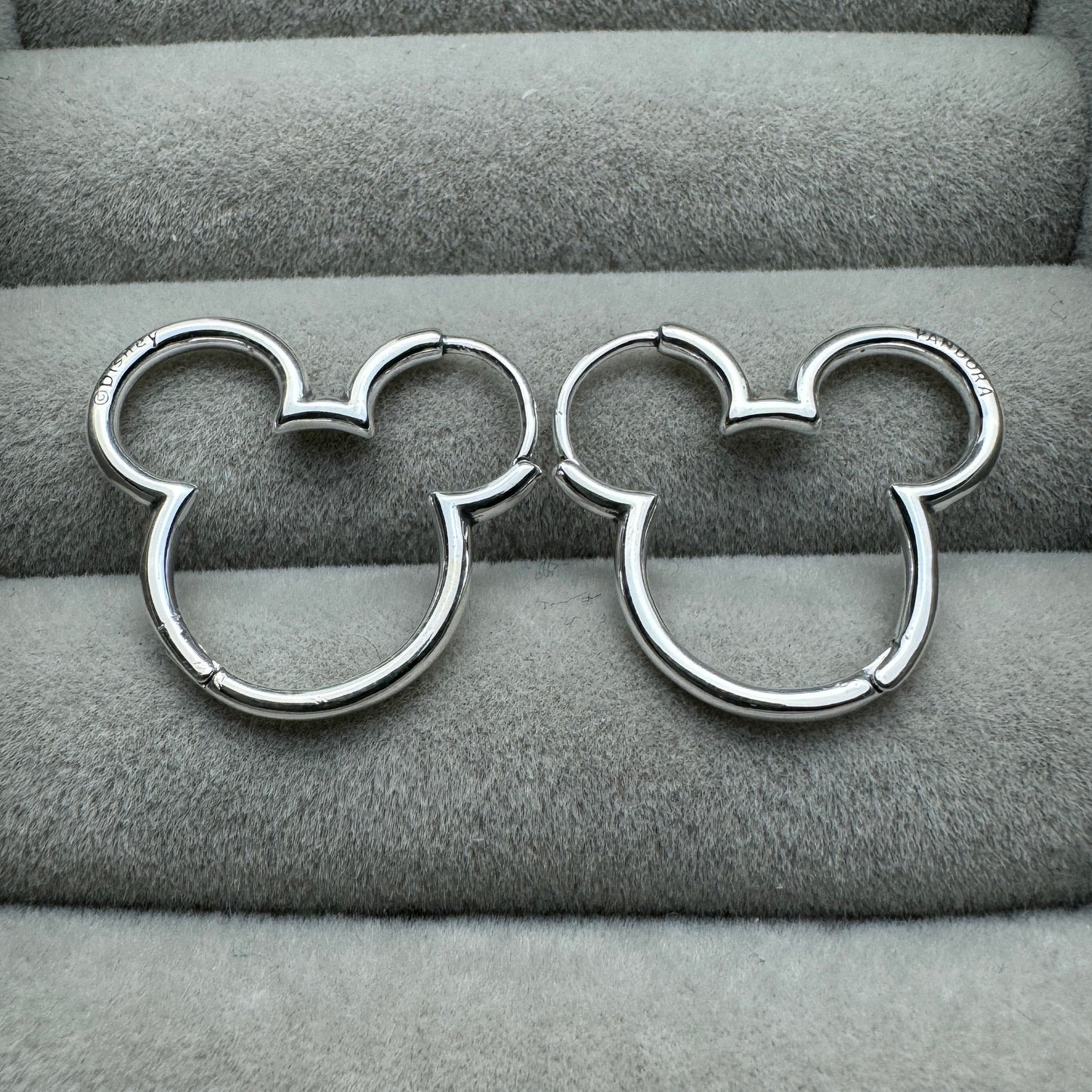 Aretes Silueta Mickey Disney
