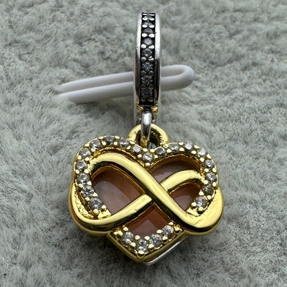 Charm Colgante Doble Corazón Infinito Brillante Dorado