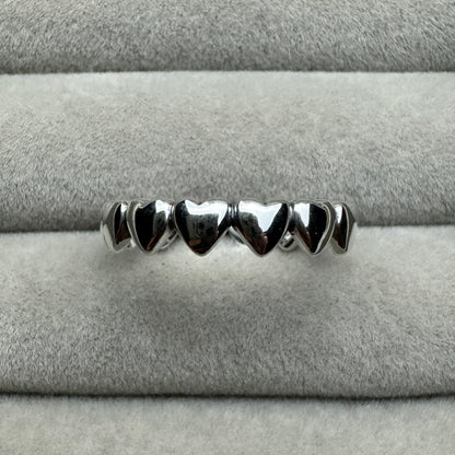 Anillo Corazones Pequeños