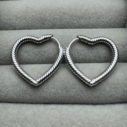 Aretes Corazón Grande