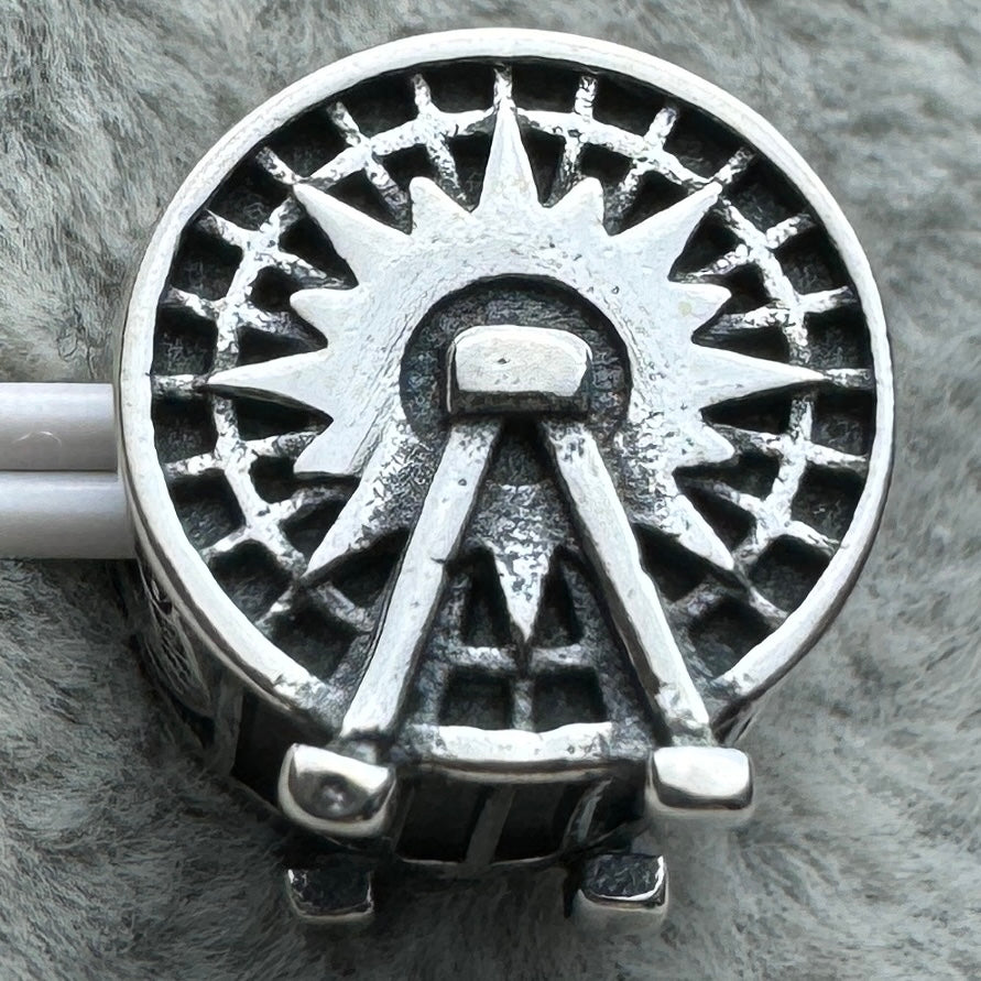 Charm Rueda De La Fortuna Mickey DisneyLand California