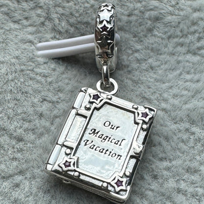 Charm Colgante Libro Que Se Abre Nuestras Vacaciones Mágicas Disney Parks
