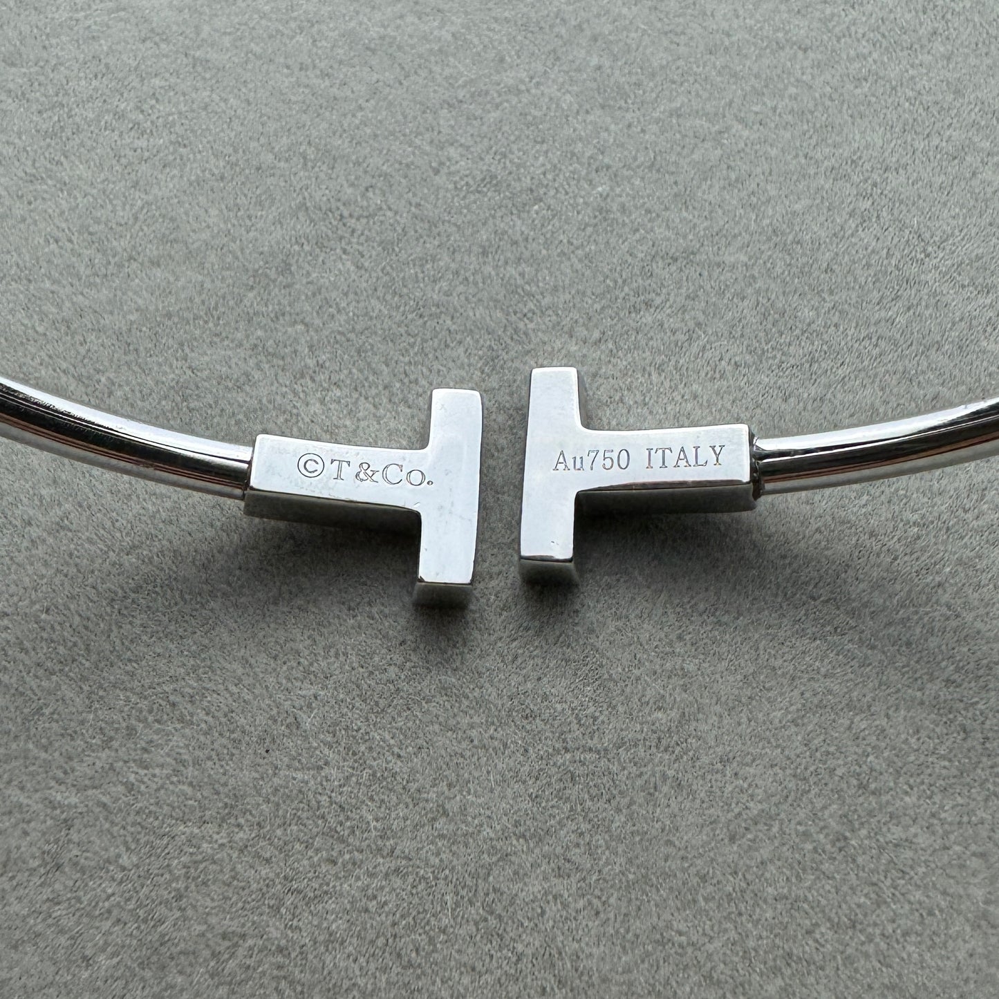 Brazalete Delgado Brillante Con Turquesa Tiff