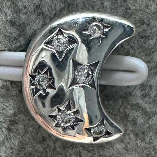 Charm Luna Brillante