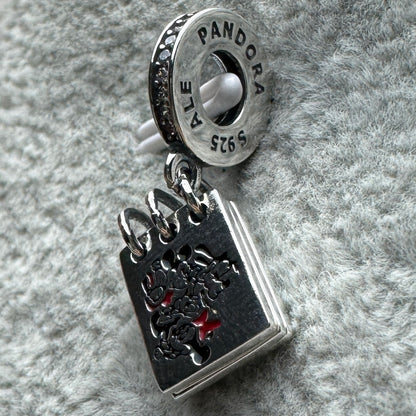 Charm Colgante Libro Disney Parks