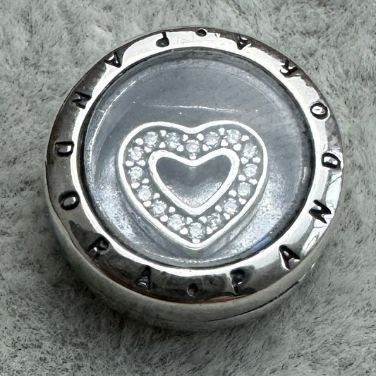 Charm Reflexions Logotipo Y Corazón