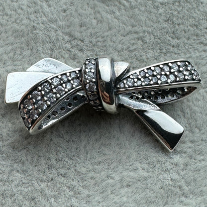 Charm Moño Grande