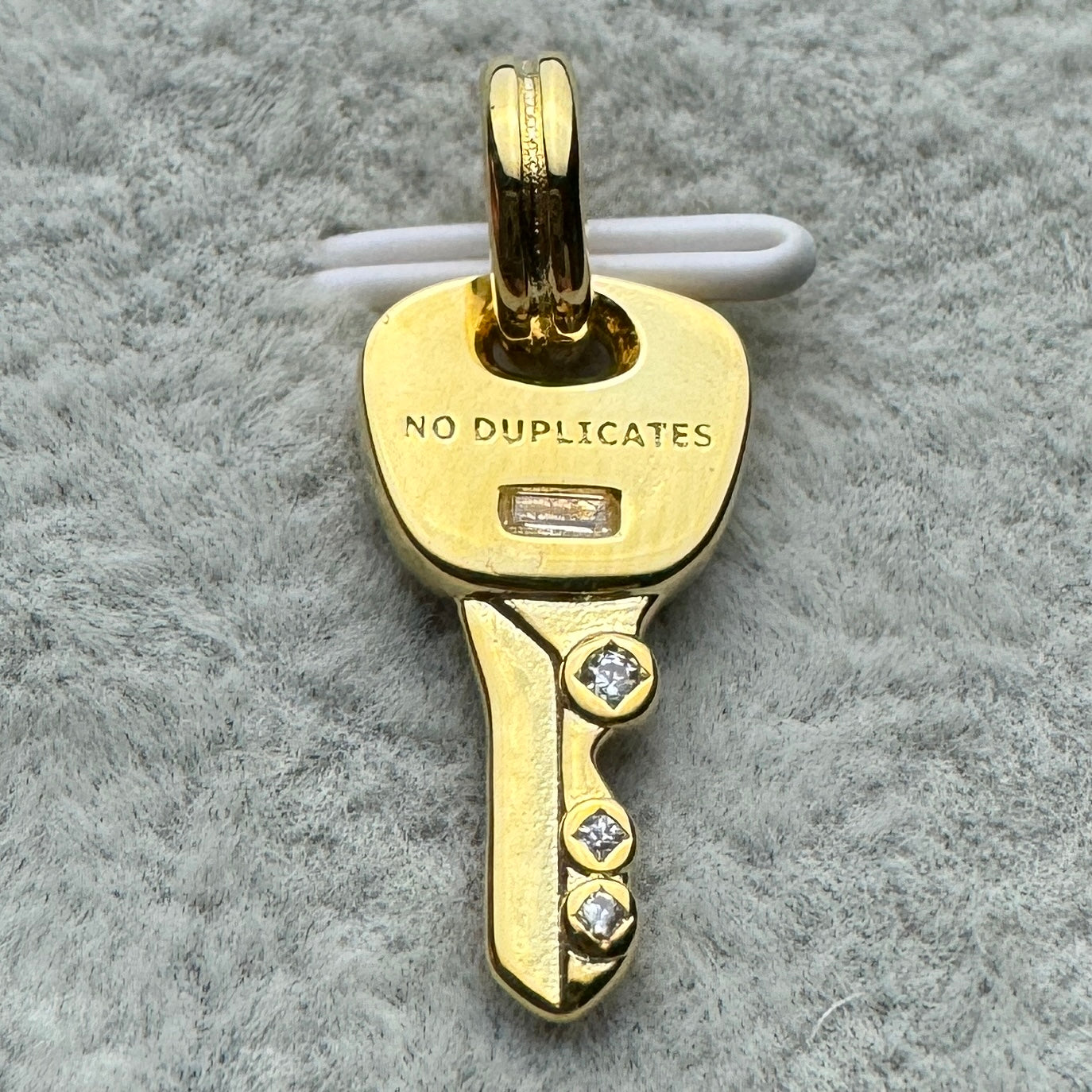 Charm Colgante Llave Dorada