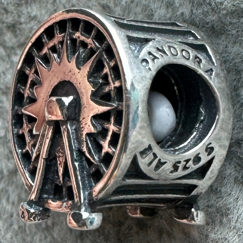 Charm Rueda De La Fortuna Mickey DisneyLand California