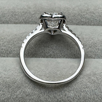 Anillo Corazón Contorno Moissanita