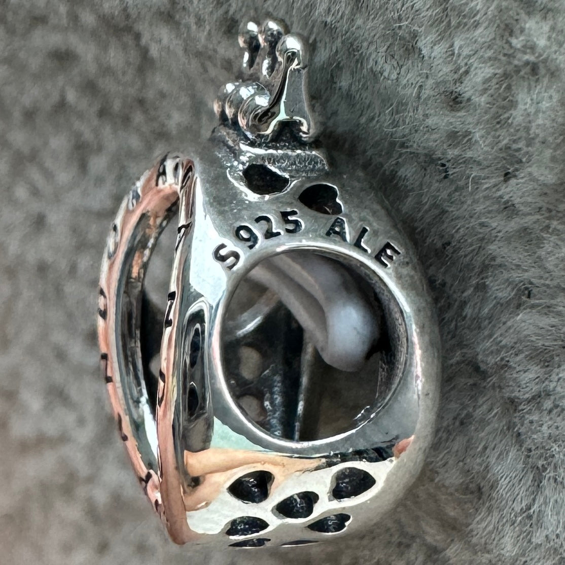Charm Corona O Sencilla