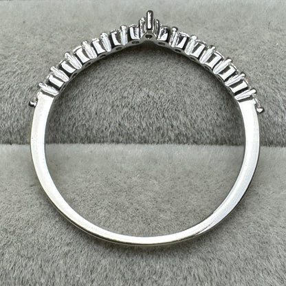 Anillo Corona Princesa Delgado Moissanita