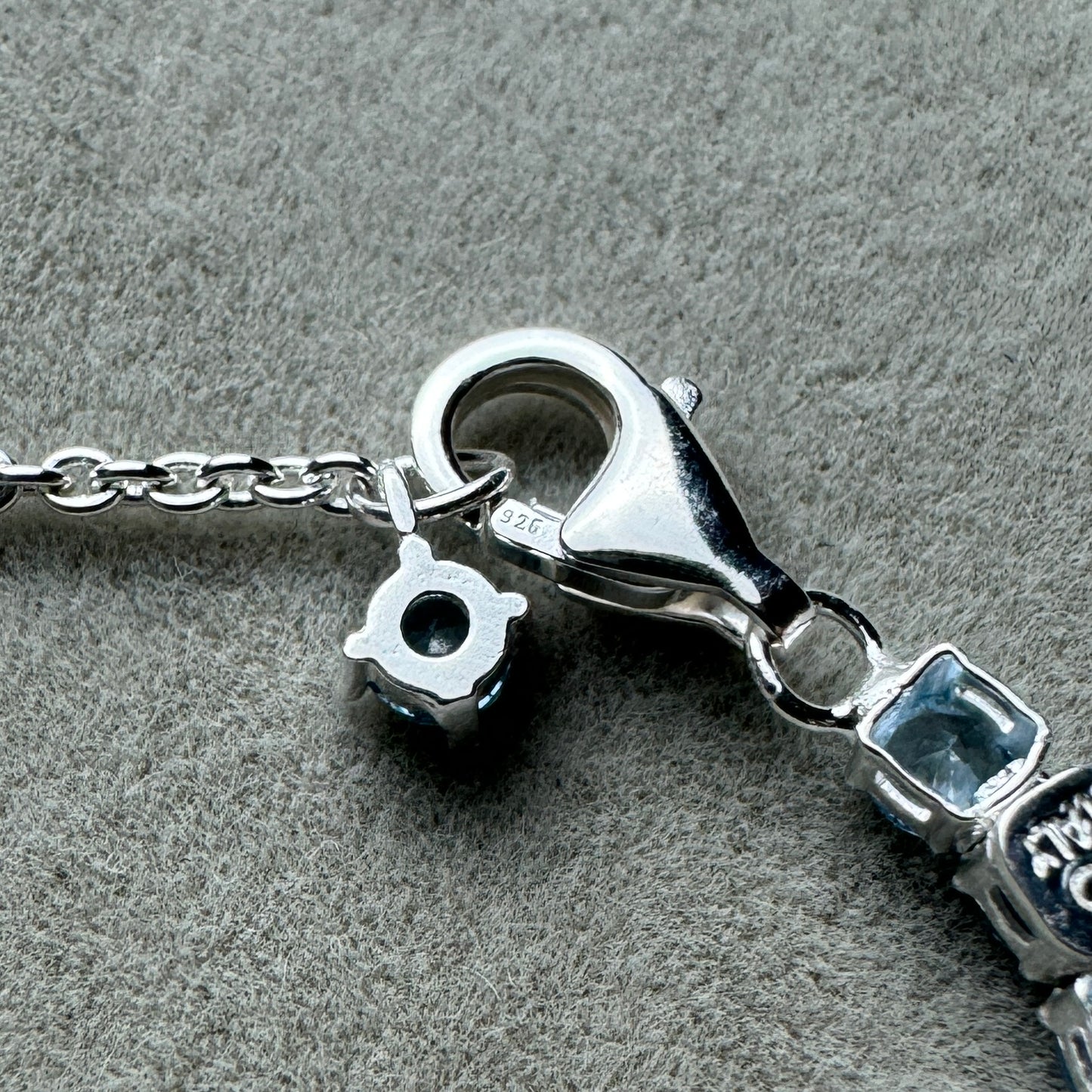 Brazalete Tenis Azul Claro Brillante