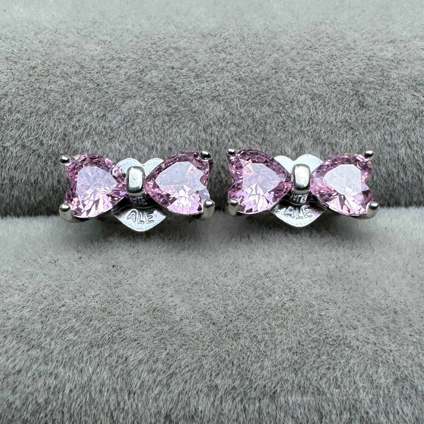 Aretes De Botón Moño Rosa