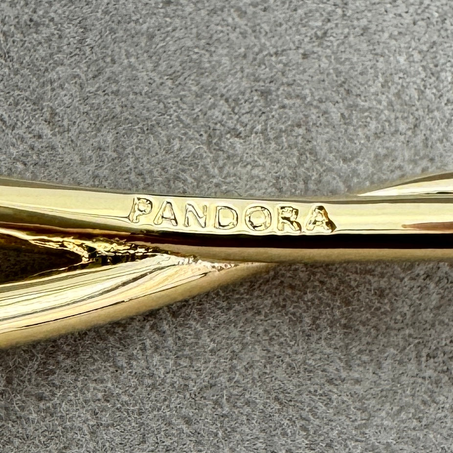 Brazalete Rígido Corazón Forma Orgánica