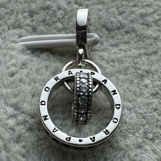 Charm Colgante Logotipo Con Zirconias
