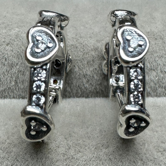 Aretes Corazones Pavé
