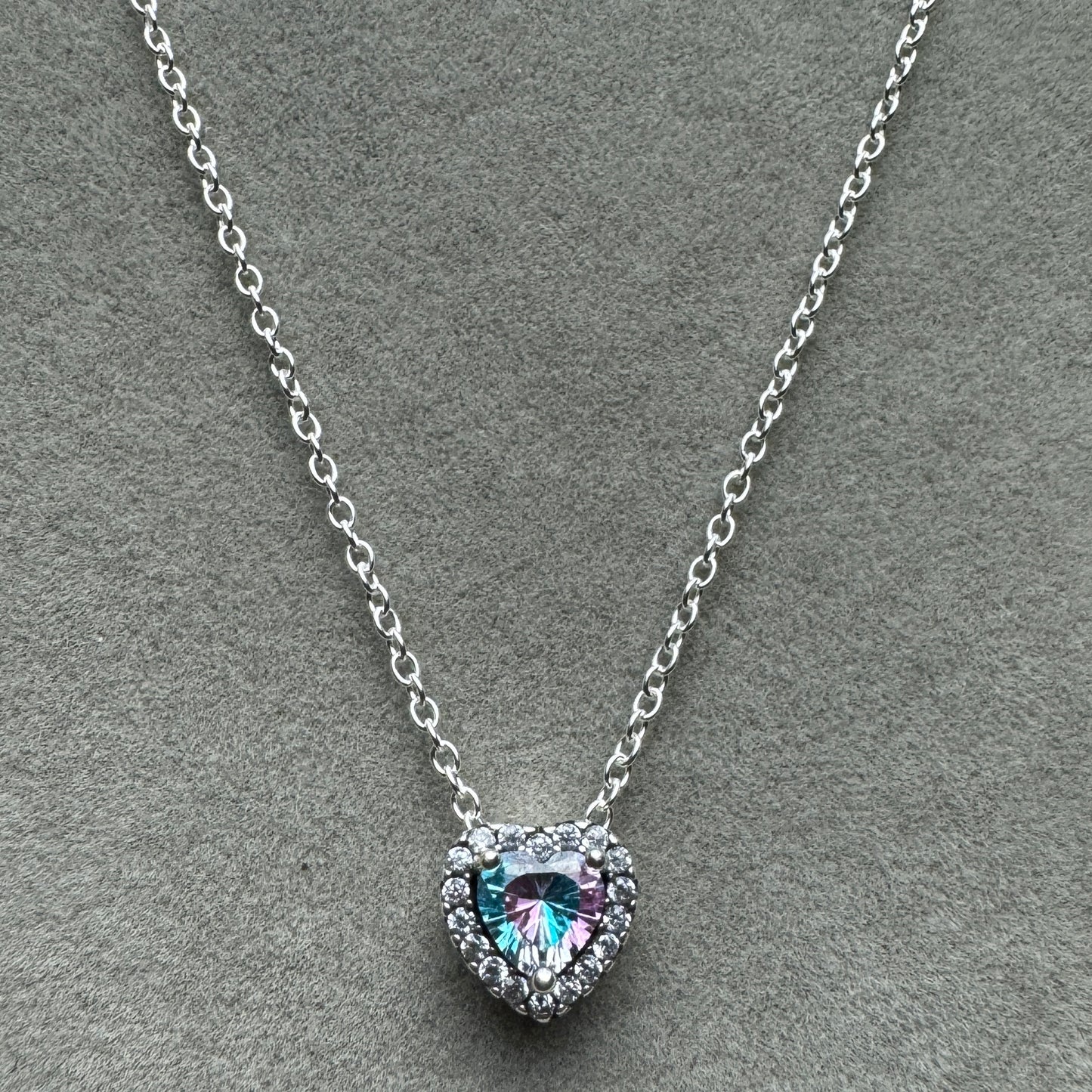 Collar Corazón Elevado Brillante Piedra Tornasol 45 cm (Ajustable A 40 cm)