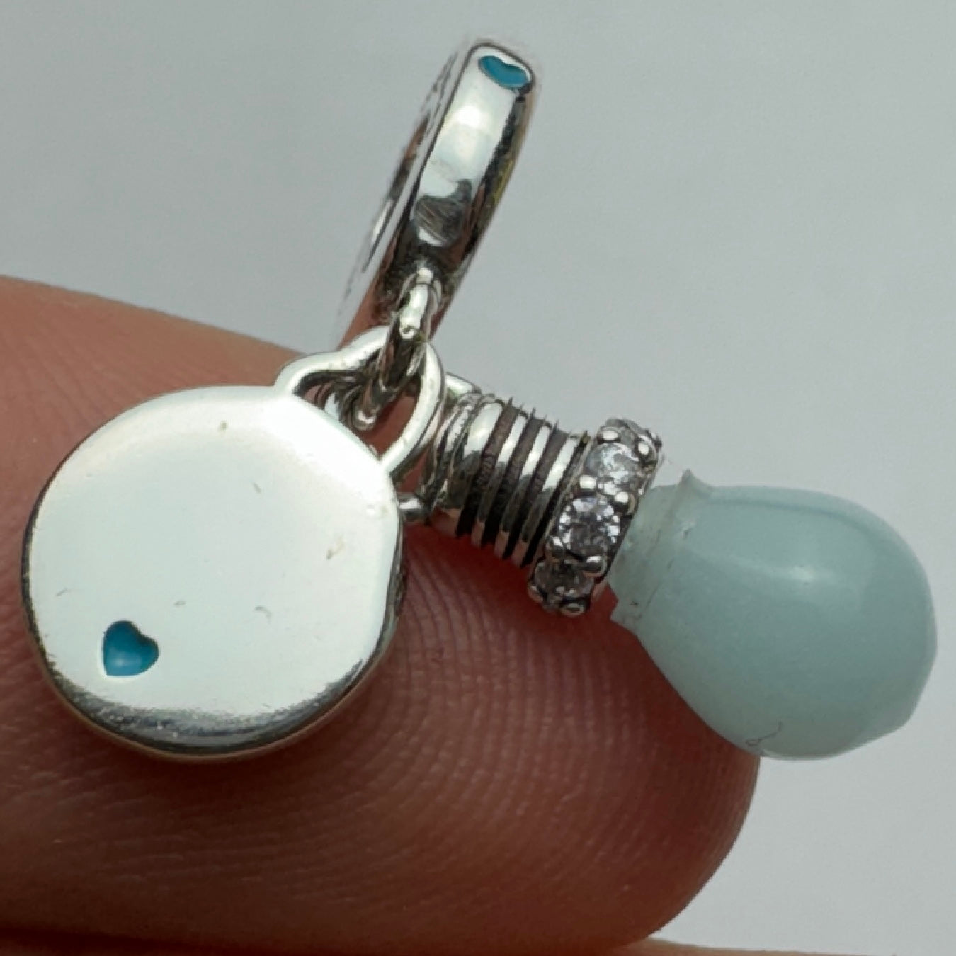 Charm Foco Que Brilla En La Oscuridad