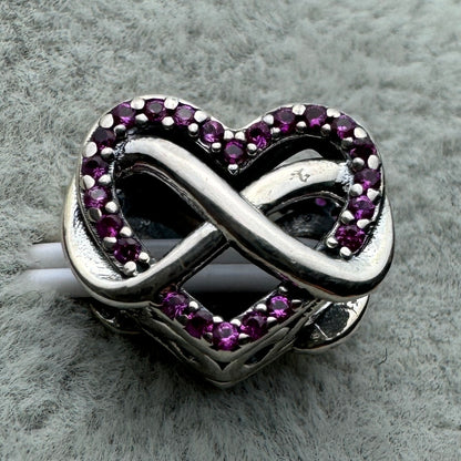 Charm Corazón Rojo Infinito Brillante
