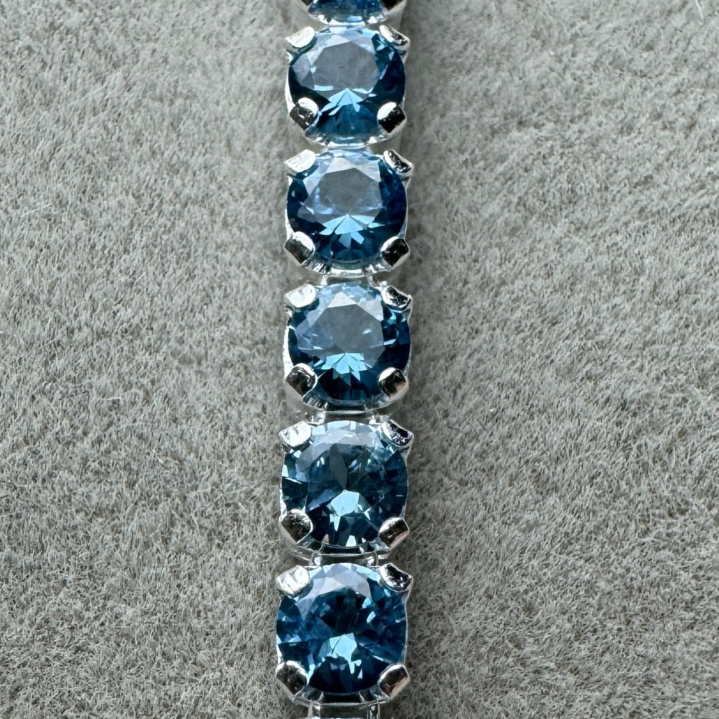 Brazalete Tenis Azul Claro Brillante