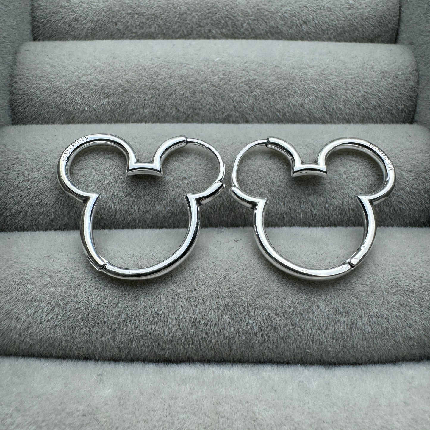 Aretes Silueta Mickey Disney