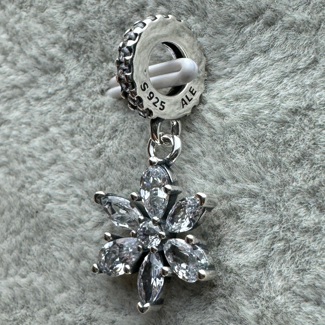 Charm Colgante Racimo Herbario Reluciente
