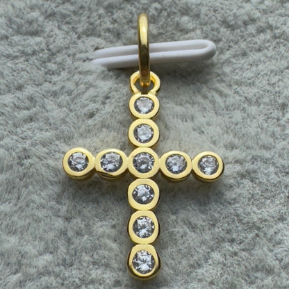 Charm Colgante Cruz Dorada