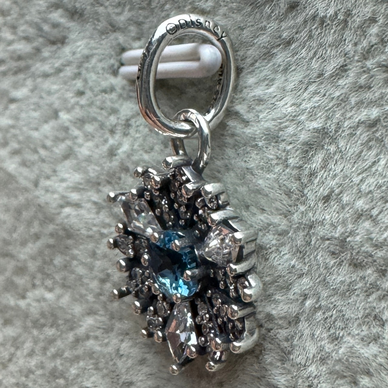 Charm Colgante Copo De Nieve Brillante Azul Frozen Disney