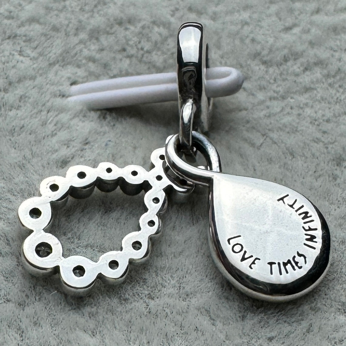Charm Colgante Doble Infinito