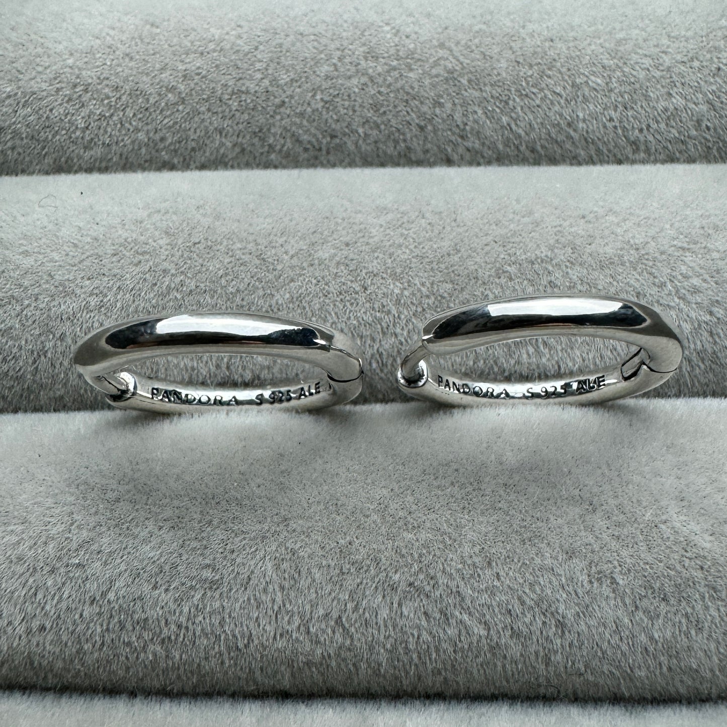 Aretes Modernos