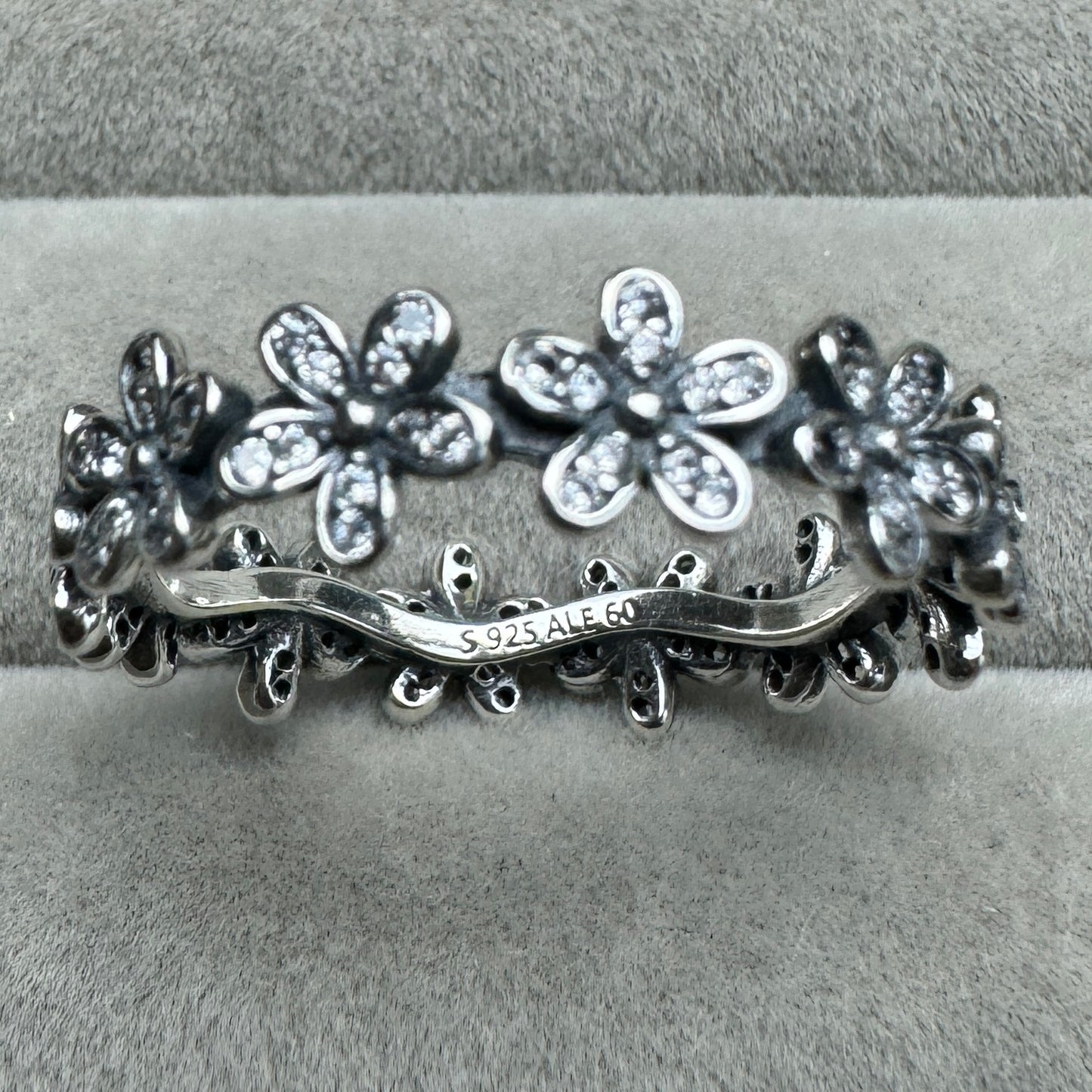 Anillo Margaritas Deslumbrantes