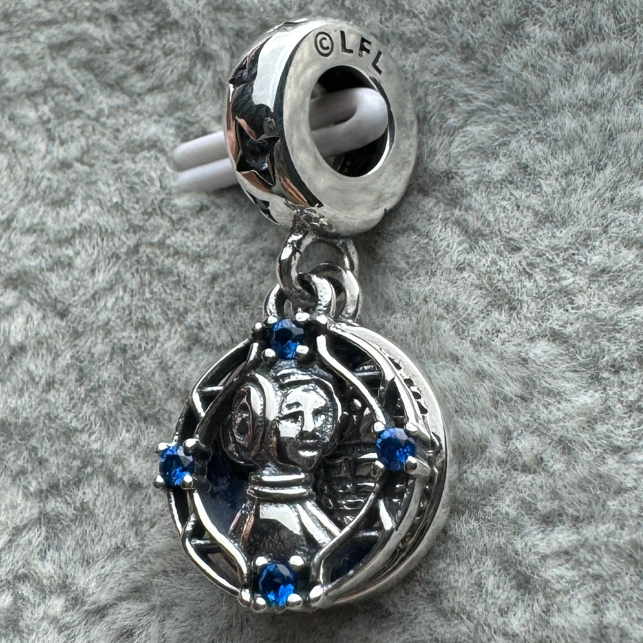Charm Colgante Doble Princesa Leia Star Wars Disney