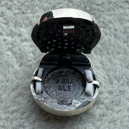 Charm Pavé Reflexions