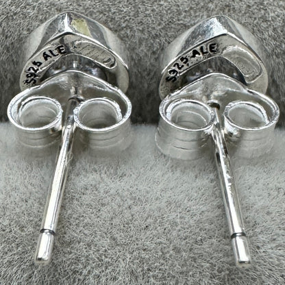 Aretes De Botón Corazón Abierto