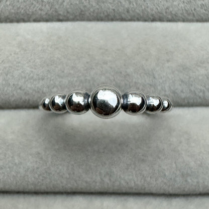 Anillo Bolitas