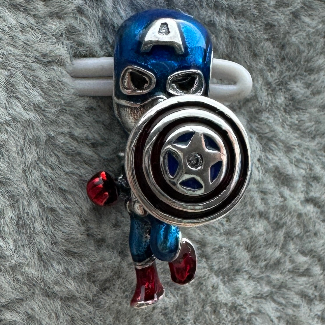 Charm Capitán América De Los Vengadores Marvel