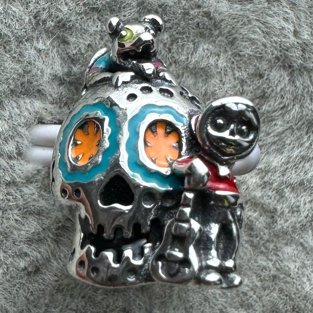 Charm Calavera Miguel y Dante Que Brilla En La Oscuridad