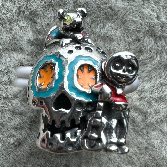 Charm Calavera Miguel y Dante Que Brilla En La Oscuridad