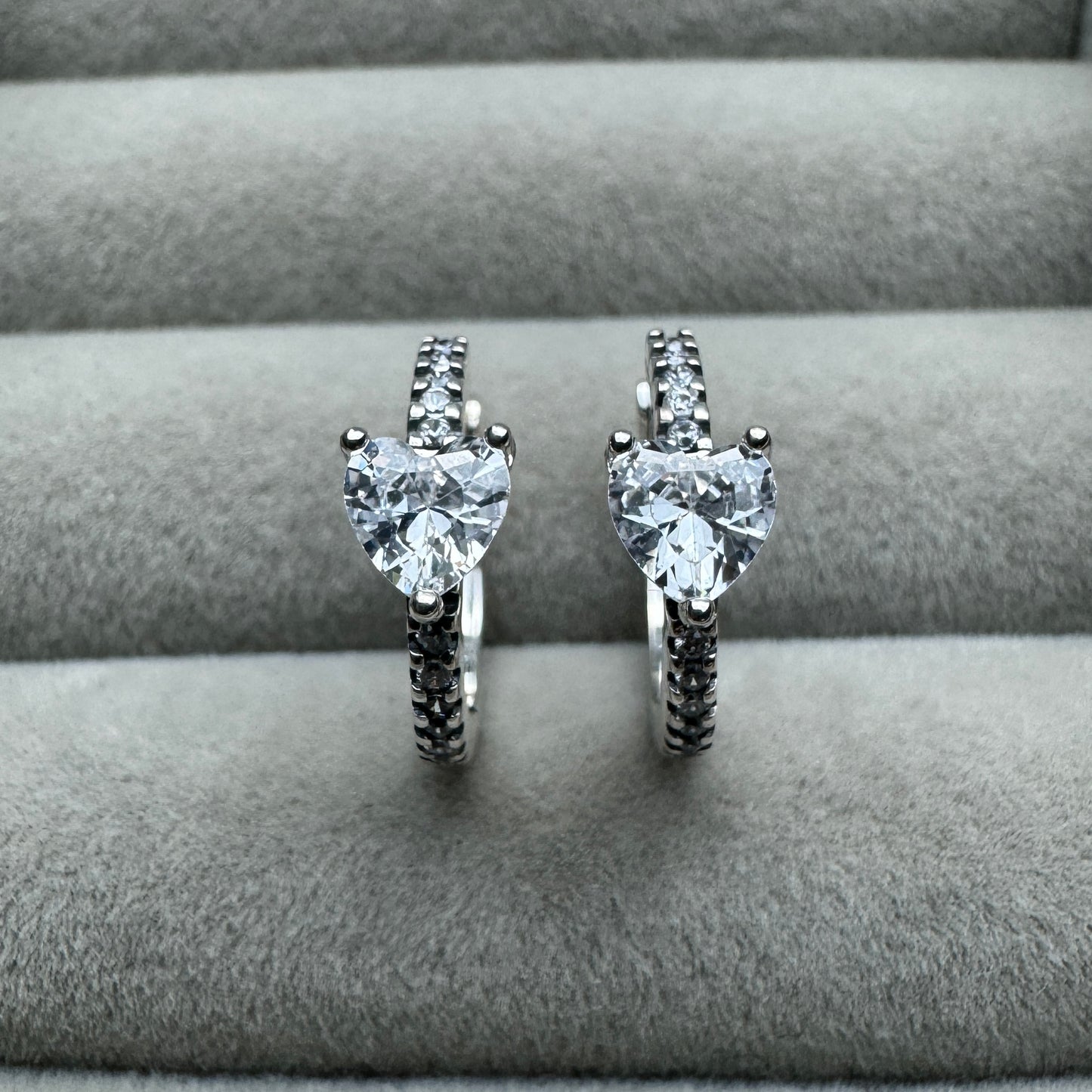 Aretes Corazón Pavé