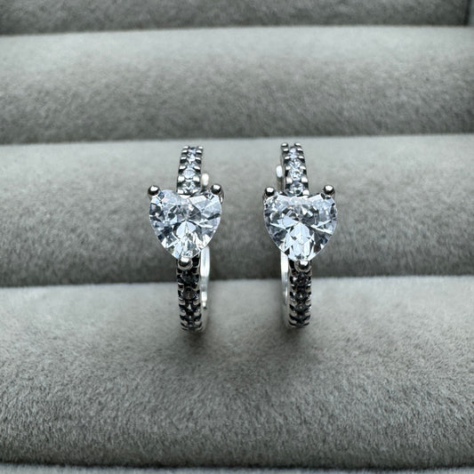 Aretes Corazón Pavé