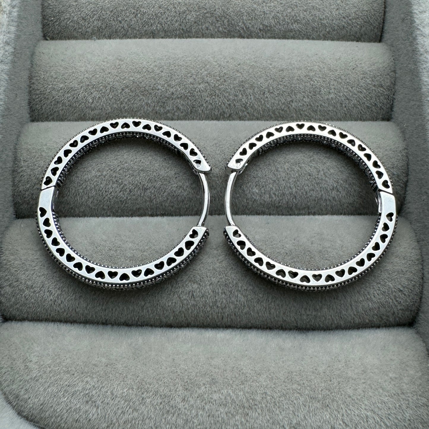 Aretes Corazones Lateral Brillantes