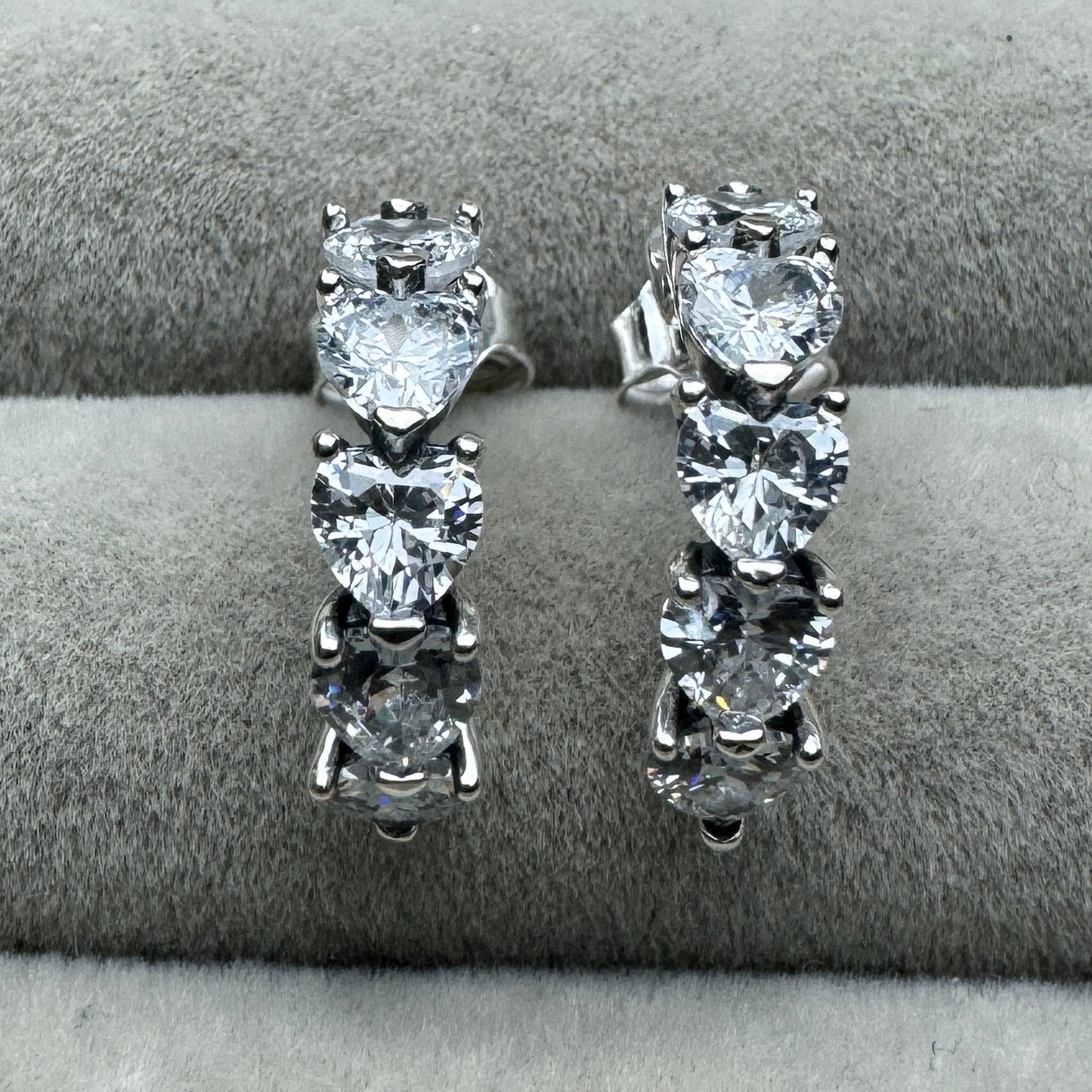 Aretes Corazones Brillantes