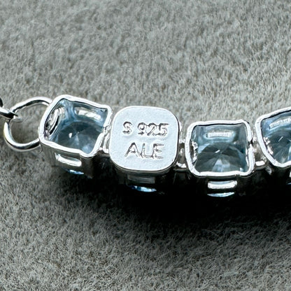 Brazalete Tenis Azul Claro Brillante