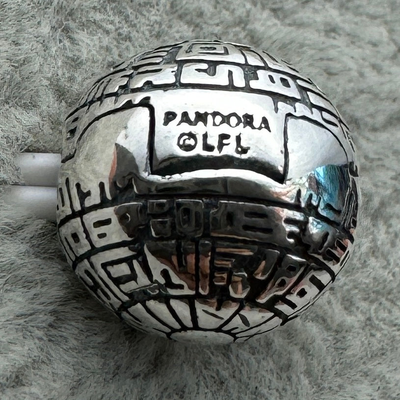 Charm Clip De Seguridad Estrella De La Muerte Star Wars Disney