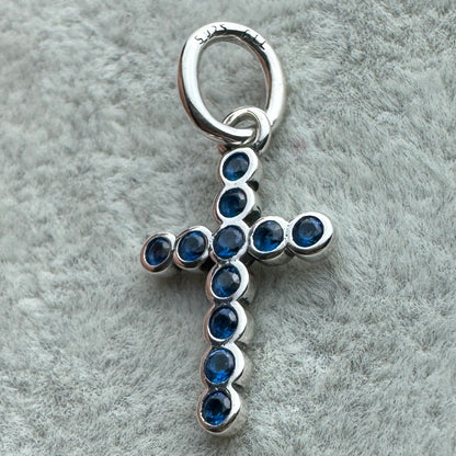 Charm Colgante Cruz Azul