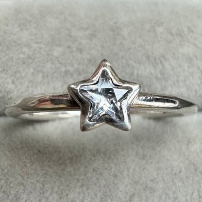 Anillo Estrella Brillante