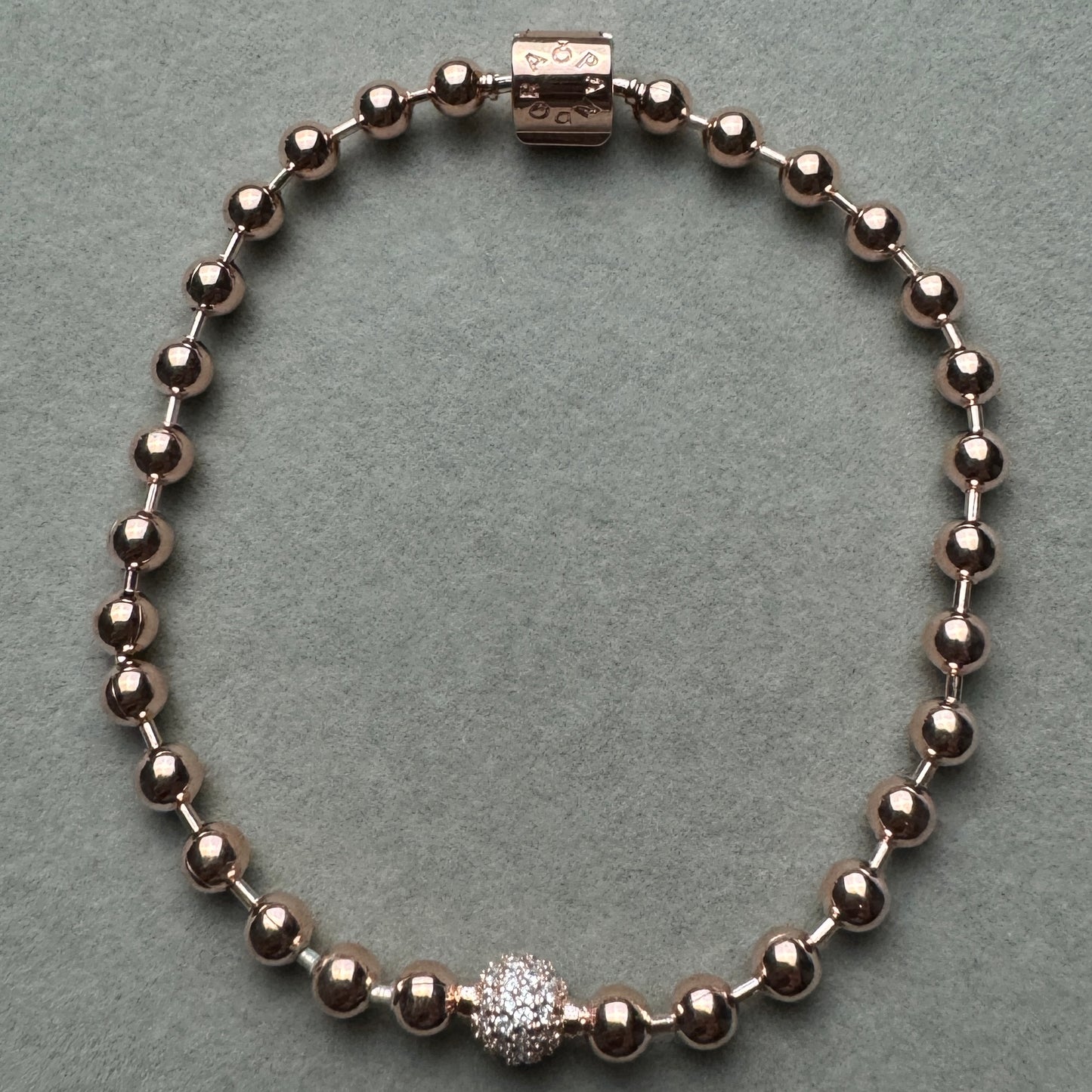 Brazalete De Cuentas Y Pavé Rosa